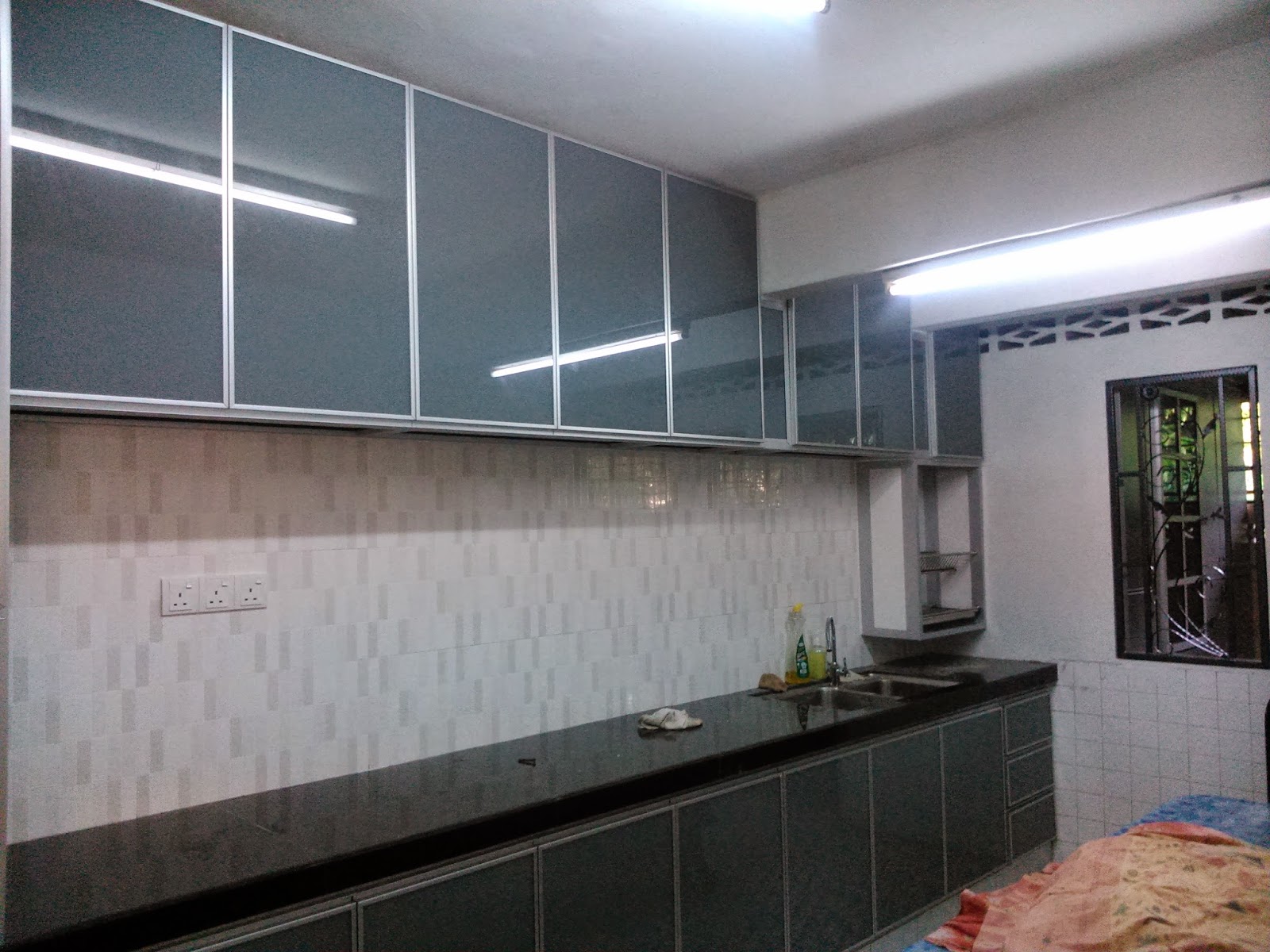 Dapur Warna Kelabu Desainrumahid com