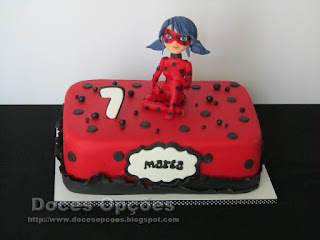 Bolo de aniversário com a Ladybug