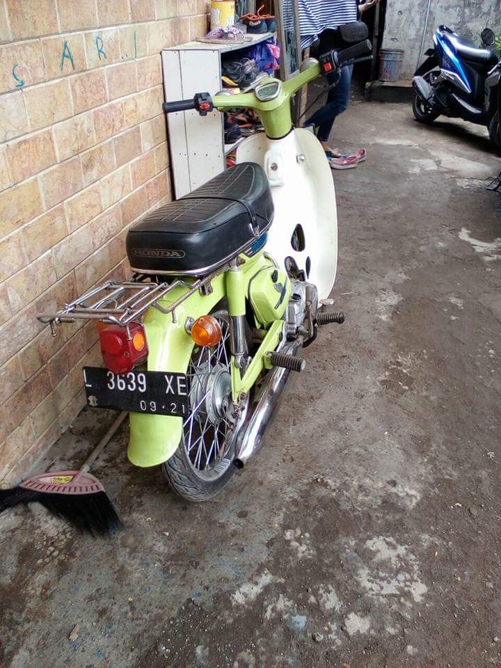 Lapak motor antik C70 Modif velg mesin 4speed LAPAK 