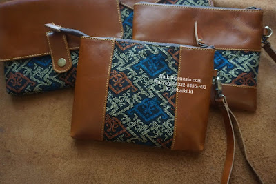 Jual Handbag Pouch Kulit di Banjarmasin