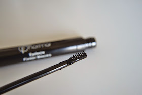 flormar - flormar make up fix sprey - eyebrow fixator - eyebrow liner -makyaj malzemesi - makyaj blogları - güzellik blogları - kozmetik blogları - türk youtuber 