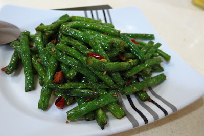 Tian Fu Ren Jia (天府人家), stir fried green beens dried chilli (干煸四季豆)