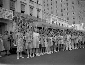 WPA girls in New Orleans, 19 August 1941 worldwartwo.filminspector.com