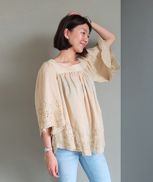  Eyelet Scalloped Blouse