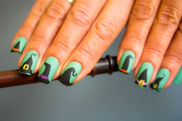 Wicked Witch Hat Halloween Nails Art