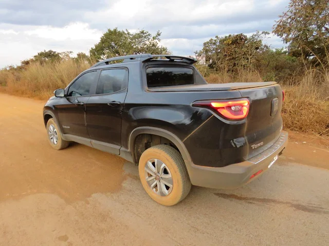 Fiat Toro 4x2 Automático - off-road