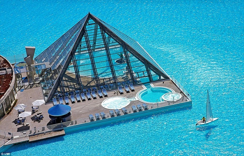 San-Alfonso-del-Mar-2
