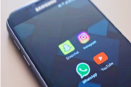 Berkenaan Mengapa Kominfo Blokir WhatsApp Instagram 