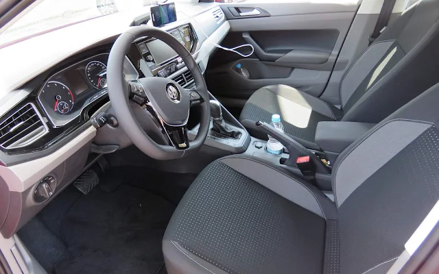 Novo Polo 200 TSI Automático - interior