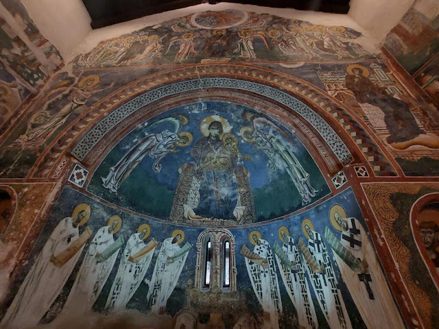 Στο τελικό στάδιο υλοποίησής τους οι εργασίες συντήρησης τοιχογραφιών του Βυζαντινού Ναού Αγίου Γεωργίου στο Κουρμπίνοβο
