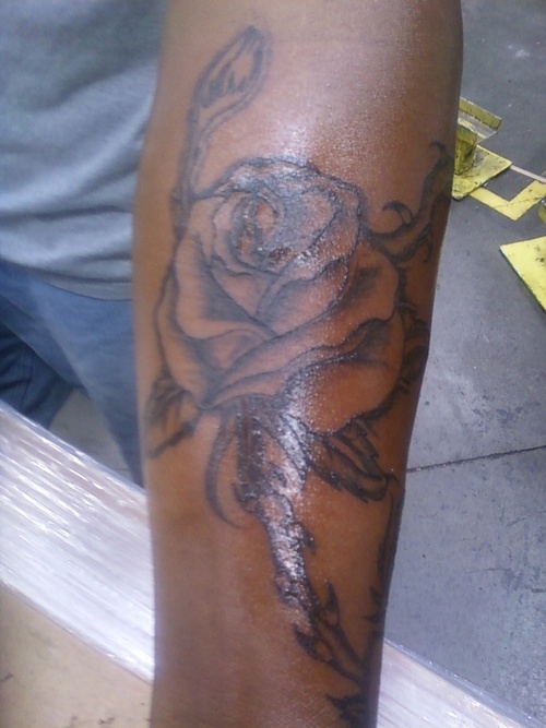 Black Roses Tattoo