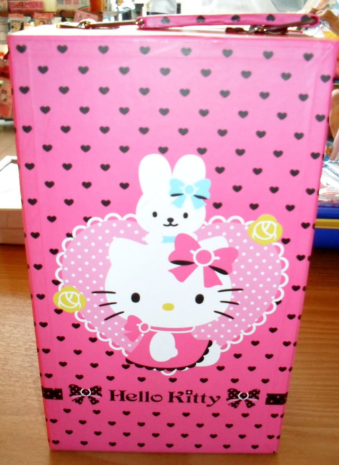 Adhel Hello  Kitty  Lemari  Hello  Kitty 