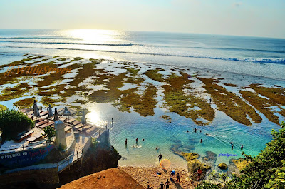  Pura Terbesar di Bali yang terletak di kaki Gunung Agung Islands Nation : Bali