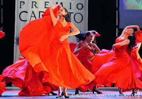 Compañía Lizt Alfonso en la gala de entrega de los Premios Caricato 2013, que otorga la Asociación de Artistas Escénicos de la Unión de Escritores y Artistas de Cuba, realizada en la Sala Covarrubias del Teatro Nacional, en La Habana.