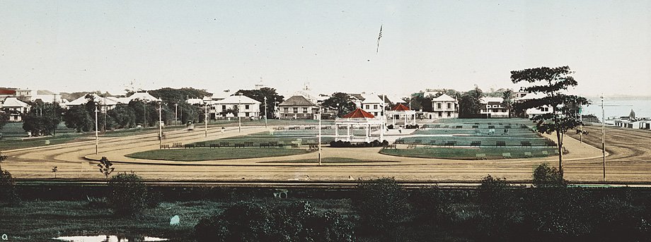 Old photo of Luneta Park or Rizal Park in Manila
