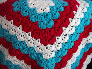 https://www.etsy.com/listing/739847811/dr-seuss-inspired-baby-blanket-afghan?ref=shop_home_active_3&frs=1