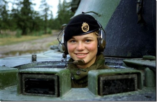 girls-uniforms-cute-28