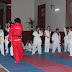  Alumnos de Taekwondo de la escuela Cheng Woo Hoi se preparan para el cambio de cintas