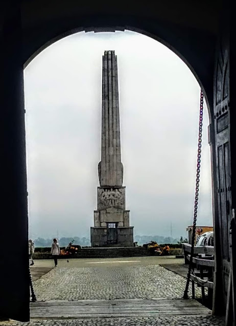 Obelisk "Horea, Closca and Crisan"