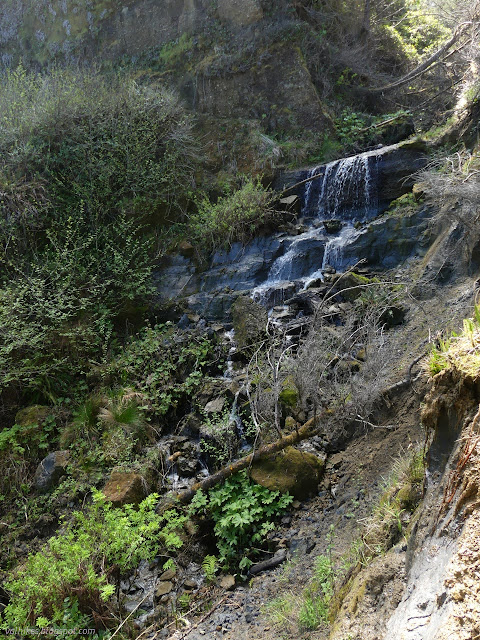 13: water over rocks