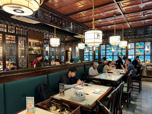 Fan Lou Huaqiang North 蘩樓 华強北站 [Shenzhen, CHINA] - Amazing most popular Cantonese dim sum institution Futian Shenzhen famous for red rice rolls, beef tripe, chicken feet