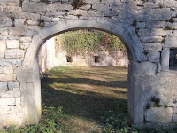 Porche de la ferme du Mont Rivel