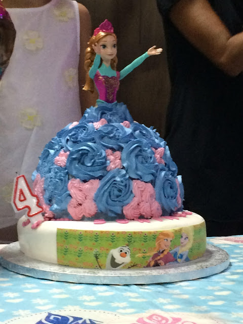 Anna Frozen torta di compleanno bimba