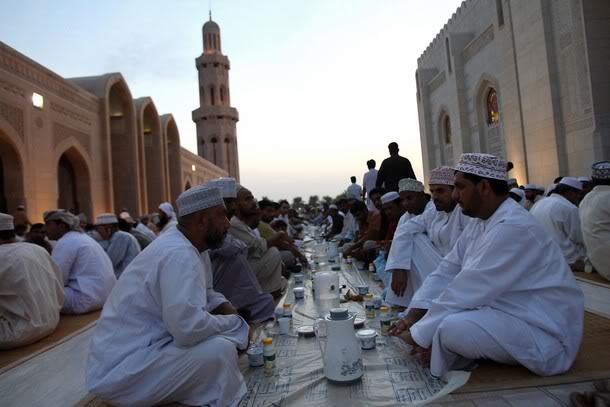 makan bersama saudara