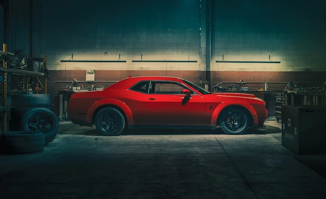 Free Dodge Challenger SRT Demon Car wallpaper.