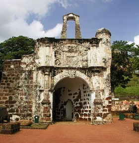 Tempat-tempat Pelancongan Menarik di Malaysia: Kota A ...