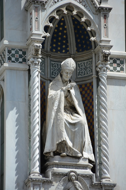 Duomo of Firenze statue