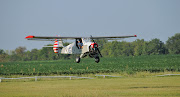 An Afternoon Flight with two Ultralight Aircraft (terry landing his kitfox lite)