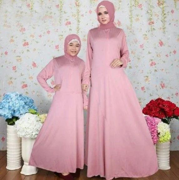20 Model Baju Muslim Couple Ibu Dan Anak Terbaru 2020 - Baju gamis couple tanah abang
