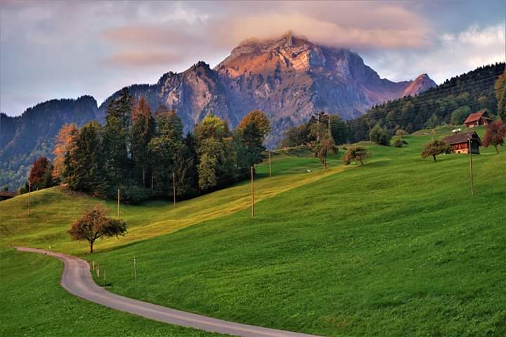  GAMBAR  PEMANDANGAN  ALAM INDAH  DI  SWISS  TRAVEL WISATA DUNIA 