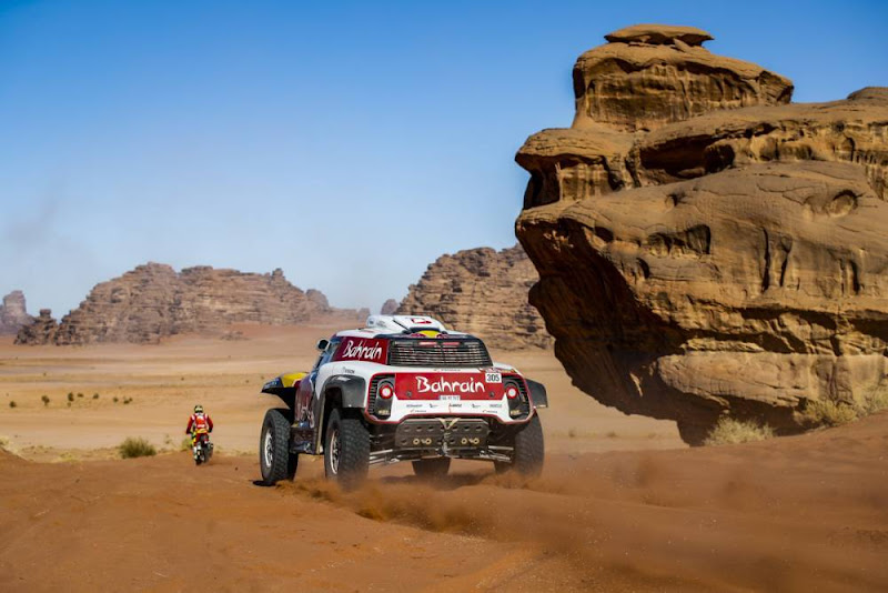 Dakar 2020: Carlos Sainz se desquita en la tercera etapa y lidera la general