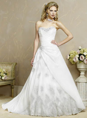 Pretty Classic Design Wedding Dress 2010