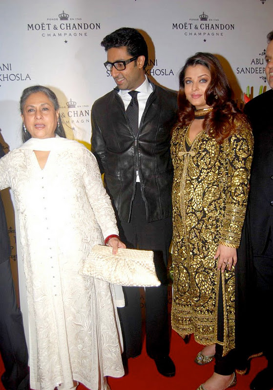 Aishwarya Rai Hot Photos At Abu Jani Sandeep Khosla Anniversary Events event pictures