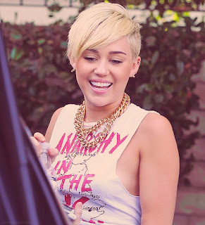 Miley Cyrus new hairstyle