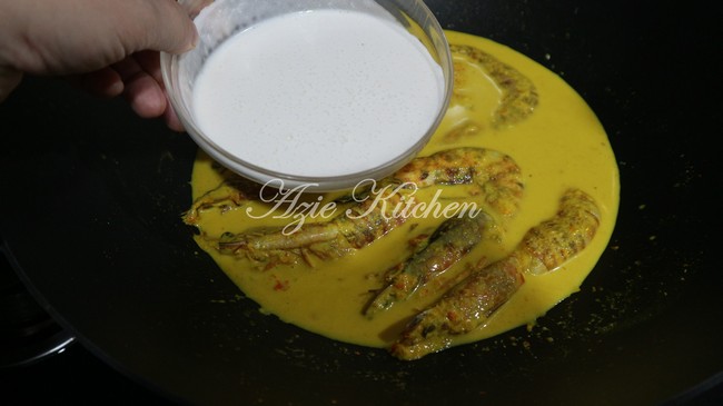 Masak Lemak Cili Api Udang Harimau - Azie Kitchen