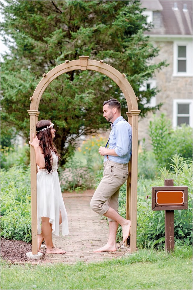 Beautiful rustic NJ engagement session