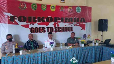 Kasdim 0621/ Kab.Bogor Mayor Cab Ujang Rohmat menghadiri Kegiatan Forkopimda Goes To School SMK Bhina Cipta Insani