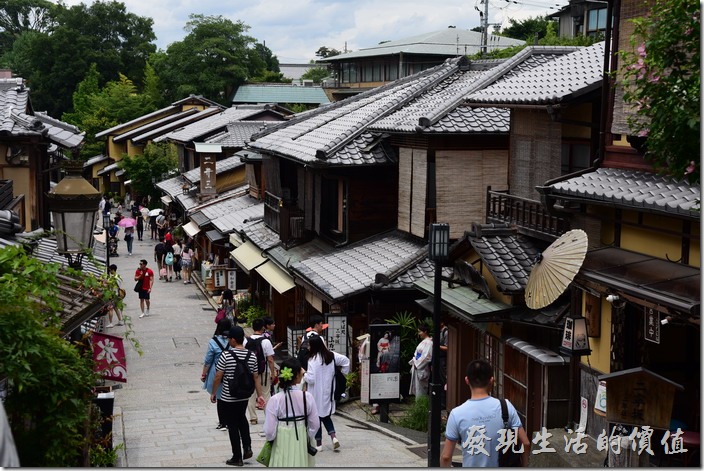 日本清水寺二年坂的景緻。