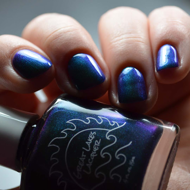 purple multichrome nail polish