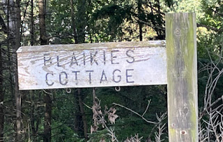 Sign for Bl;aikies Cottage