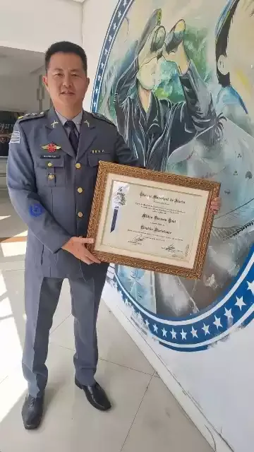 Comandante Interino do 1 BPRv recebe título de cidadão Itarirense