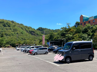 巨岩と福鬼伝説 鬼岩公園　鬼岩ドライブイン駐車場岐阜県瑞浪市