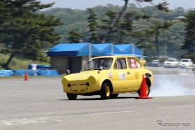 Suzuki Fronte 360, małe sportowe samochody, japońska motoryzacja, JDM, klasyki, レース、自動車競技、軽自動車、スポーツカー、クラシックカー