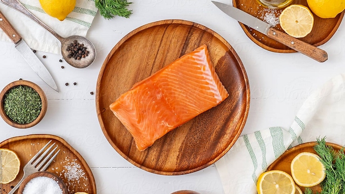 According To Nutritionists, 12 Salmon Benefits