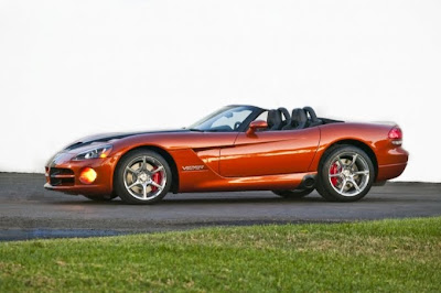 2010 Dodge Viper SRT10 Side View