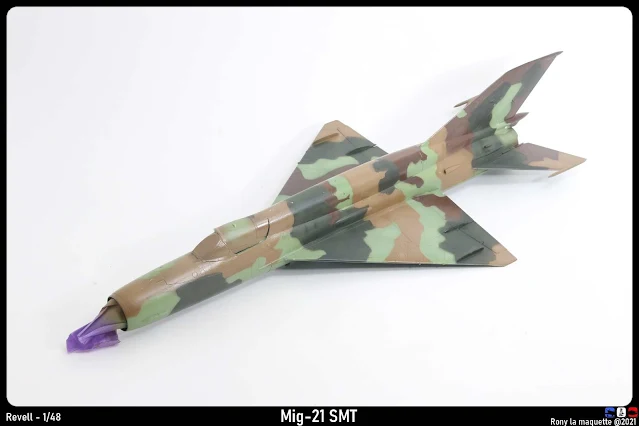 Le camouflage du Mig-21 SMT de Revell au 1/48.